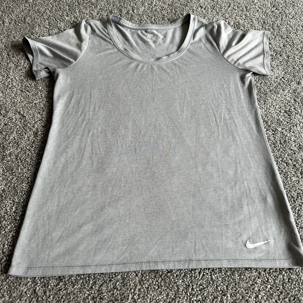 Nike Dri-Fit Womens Shirt M Scoop Neck Light Gray Heather Gym Workout‎ *